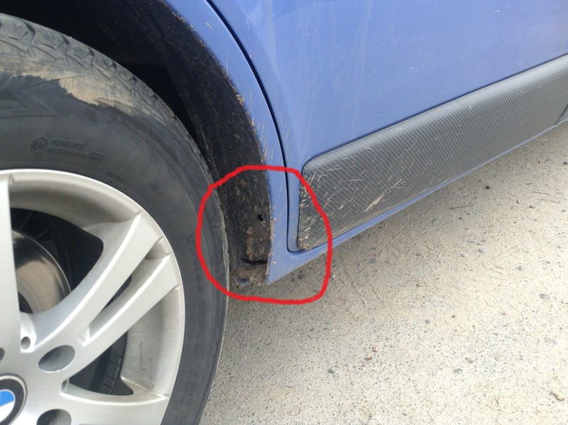 Брызговики задние правый Opel Vivaro  2007 2.5 Дизель Черкассы