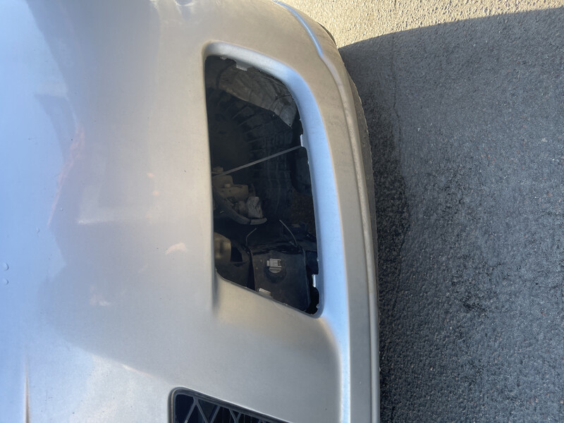 Накладка противотуманной фары (решётка) левая (водительская Mazda 5  2007 2.0 Бензин Одесса