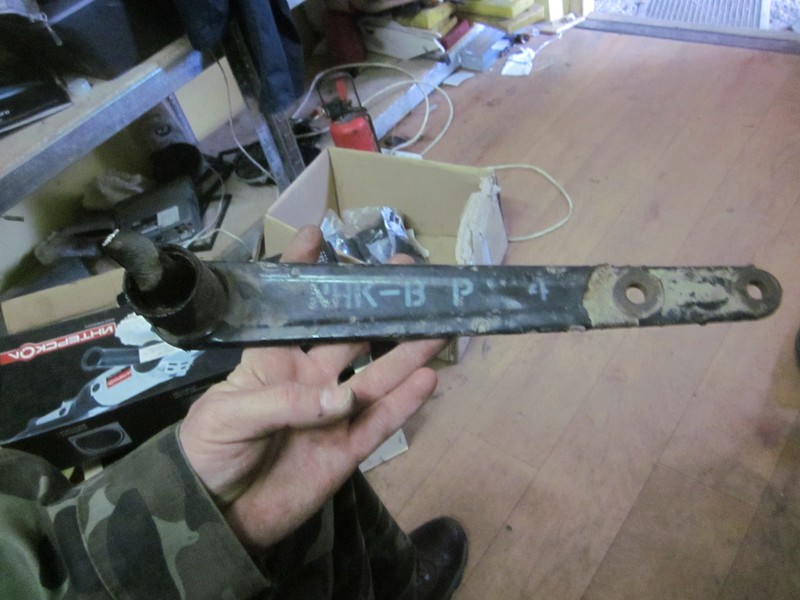 Торсіон передній Rover 213  1987 1.3 Бензин Ивано-Франковск