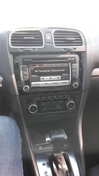 Рамка магнітоли Volkswagen Golf 6  2009 хетчбек 1.6 Бензин Житомир