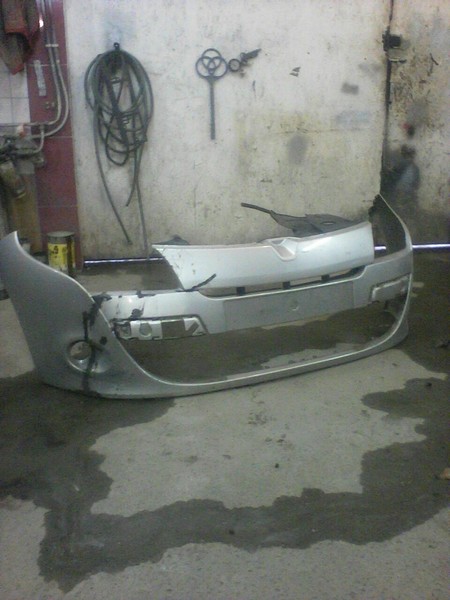 Бампер передний в сборе Renault Megane Grandtour 2010 универсал 1.5 Дизель Новомосковск