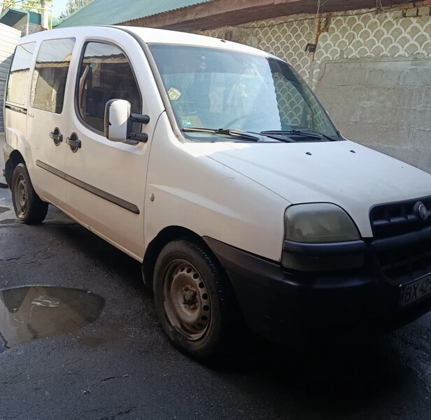 Двері пасажирськи і видвіжні фіат добло 2004 Fiat Doblo  2004 2.0 Бензин 