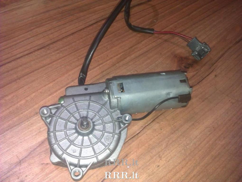 Моторчик заднього двірника A6388200442   Mercedes Vito