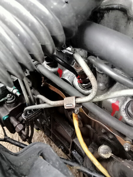 Трубки высокого давления форсунок Opel Kadett E  1986 1.6 Дизель Павлоград