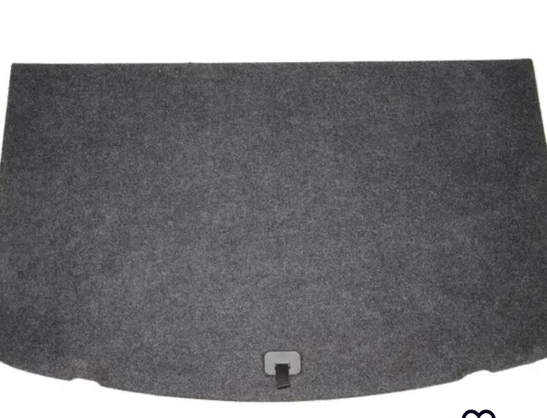 Пол багажника Toyota Auris  2015 универсал 1.8 Гибрид Киев