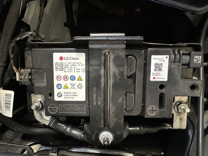 Аккумулятор BMW 3 Series  2021 2.0 Бензин Одесса