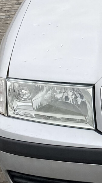 Фара передняя Skoda Octavia универсал 2009 г.  1.6 л бензин Киев
