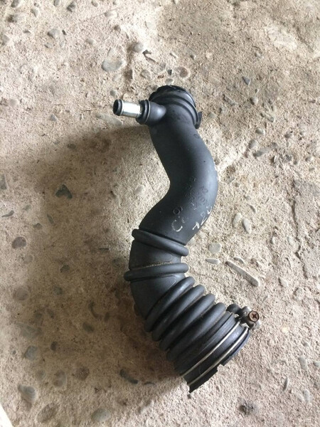 Патрубок повітряного фільтра 17881-27070   Toyota Corolla, Toyota Corolla Verso