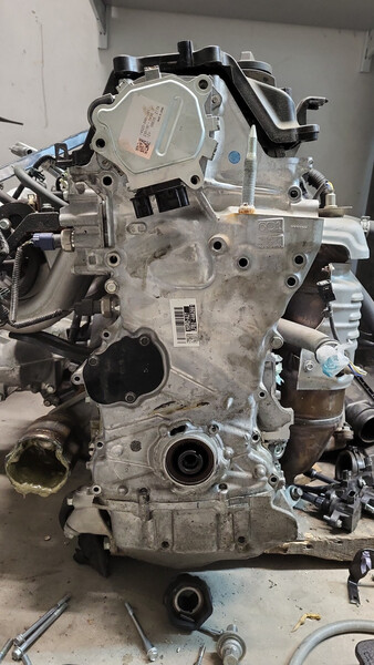 Передня кришка Honda CR-V 2021 г.  2.0 л гибрид Ромны