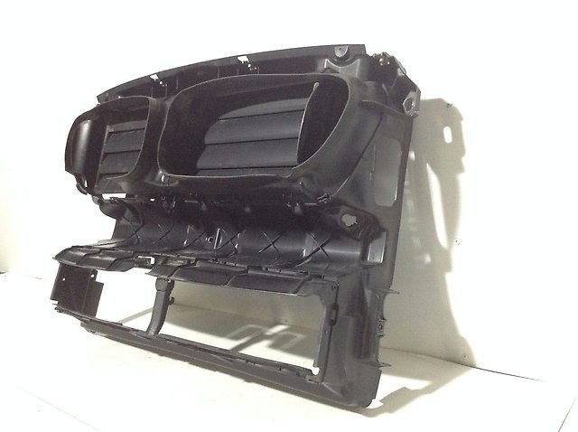 Кожух вентилятора 51 74 7 200 824   BMW 5 Series