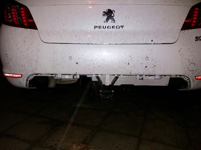 Вставка в задний бампер Peugeot 508  2011 1.6 Дизель Рубіжне
