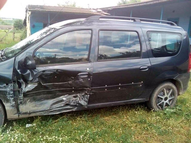 Дверь передняя левая в сборе Dacia Logan MCV  2012 универсал 1.5 Дизель Одесса