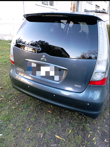 Скло ляди Mitsubishi Grandis  2005 універсал 2.0 Бензин Мукачево