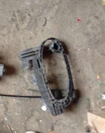 Платформа под наружную ручку откр двери задней правой . BMW 7 Series 2007 р.  3.5 л бензин Харків