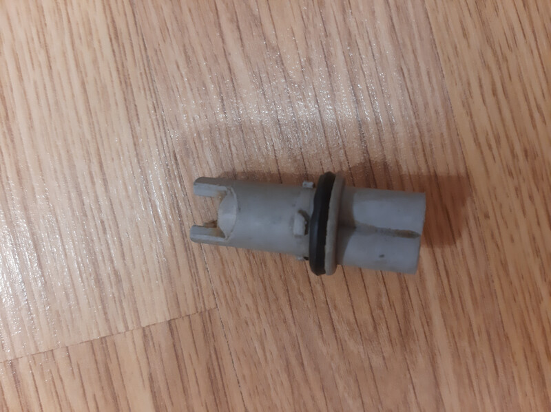 Цоколь габаріта Hyundai Accent  2011 1.4 Бензин 