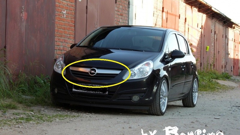 Решетка радиаторная или значок передний Opel Corsa  2007 1.2 Бензин Днепропетровск