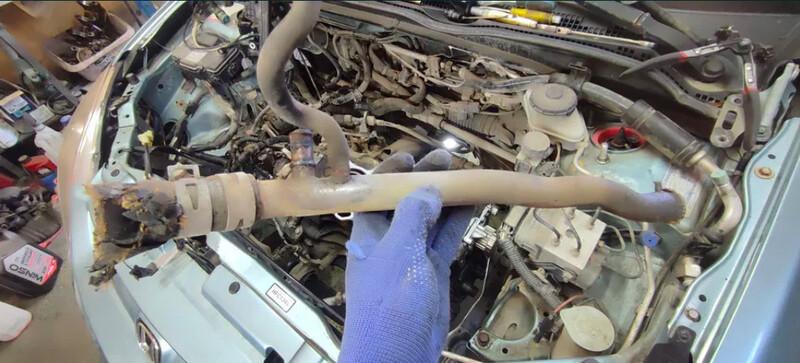 Патрубок помпы Honda Civic  2001 1.6 Бензин Днепр