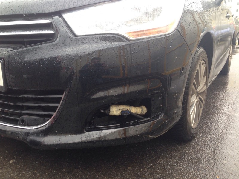 Противотуманная фара Citroen C4  2011 1.6 Бензин Ивано-Франковск