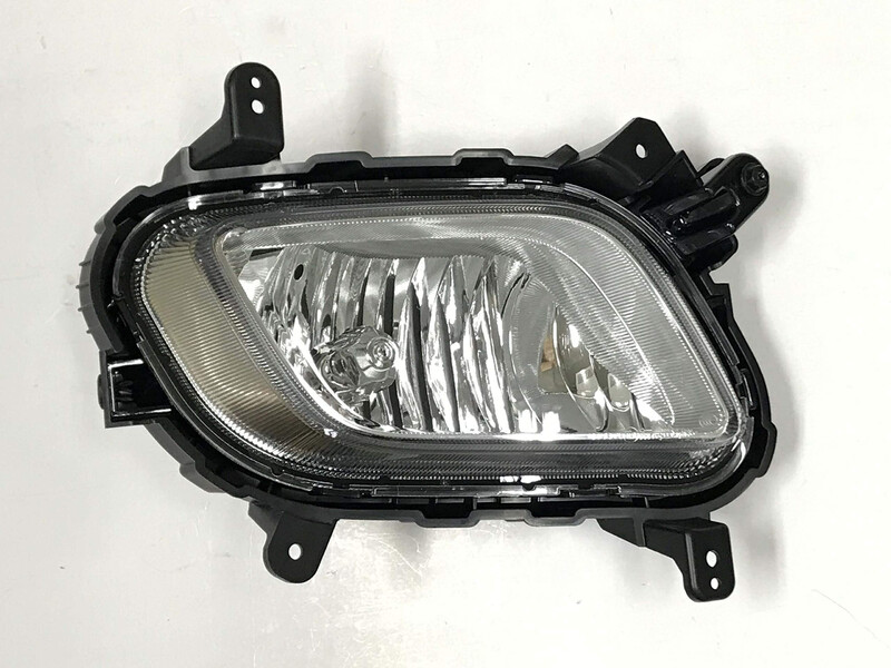 Протитуманка права Hyundai H1  2015 2.5 Дизель Одеса