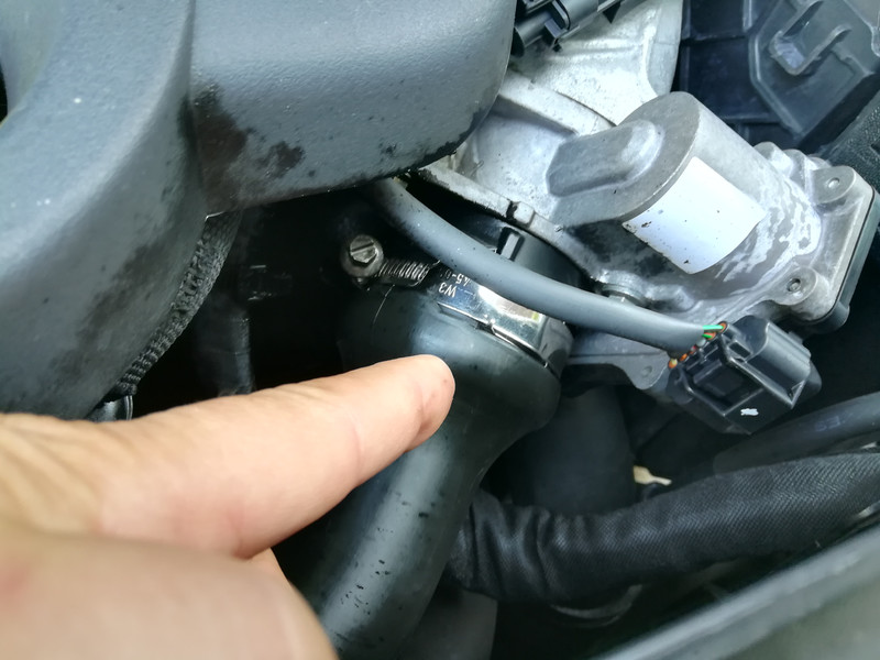 Патрубок турбины рено Renault Scenic 3  2010 универсал 1.9 Дизель Луцк