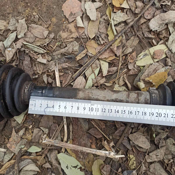 Піввісь ліва Mazda 3 BM 2015 2.0 Дизель 