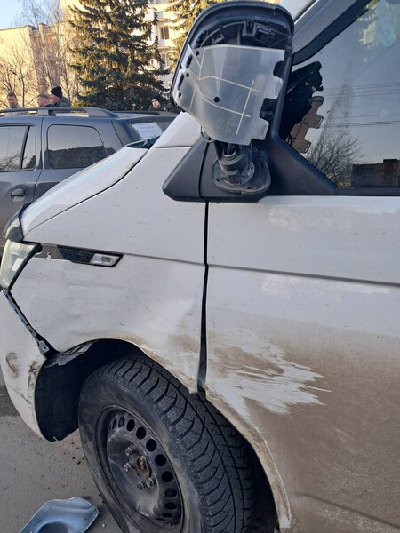 Крило ліве Volkswagen T6 (Transporter) 2022 г.  2.0 л дизель Ровно