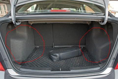 Обшивка багажника Chevrolet Aveo  2011 1.5 Бензин Сумы