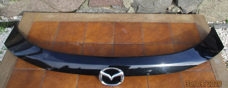 Накладка крышки багажника верхняя Mazda CX-5  2020 2.5 Бензин Кременчуг