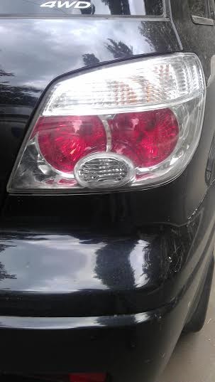 Фонарь задний левый Mitsubishi Outlander  2007 1.0 Бензин Ровно