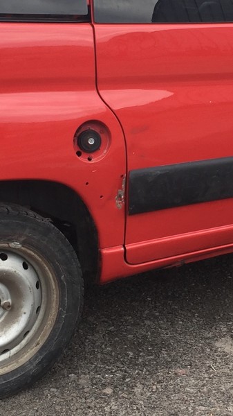 Молдинг крыла Citroen Berlingo 2007 г.  1.6 л дизель Ровно