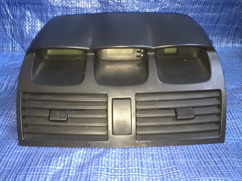 Центральные воздуховоды Toyota Solara  2004 купе 2.4 Бензин Харьков