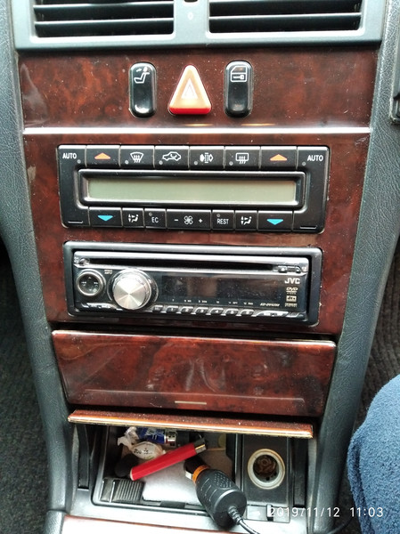 Рамка магнитолы 2 din Mercedes-Benz E-Class  1995 2.0 Бензин Іларіонове