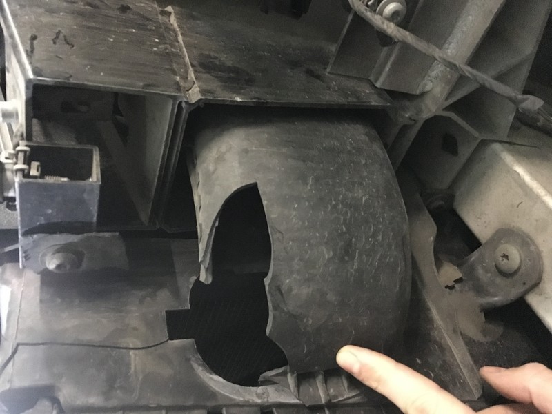 Патрубок повітряного фільтра BMW X3 F25  2012 2.0 Дизель 