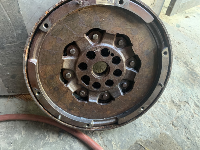 Демпфер зчеплення Opel Vivaro  2016 1.6 Дизель 