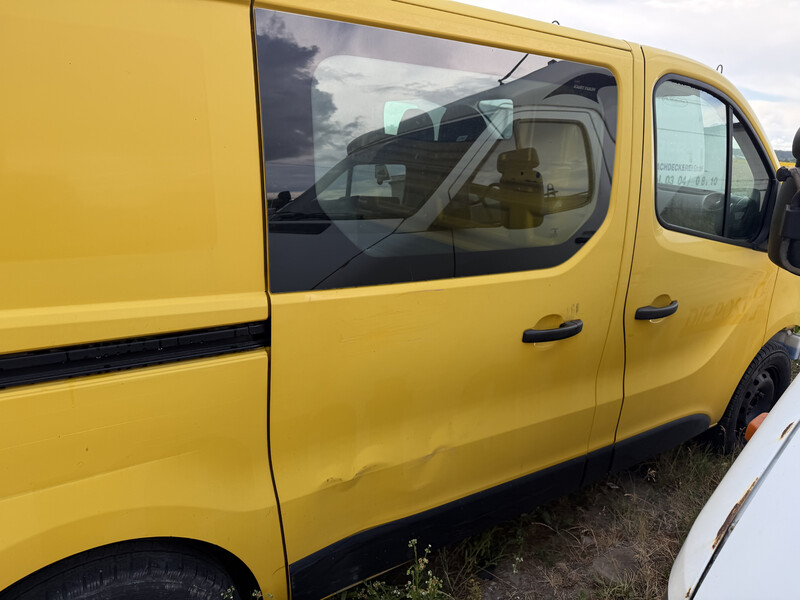 Сдвижная дверь Renault Trafic 3  2015 1.6 Дизель Луцк