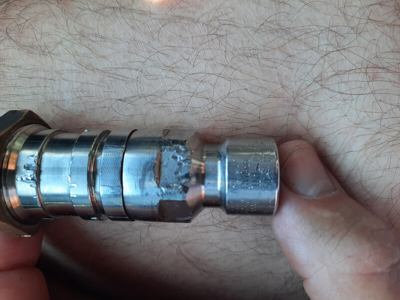 Заправочний адаптер Volkswagen Passat B6  2009 универсал 1.4 Бензин Кременец