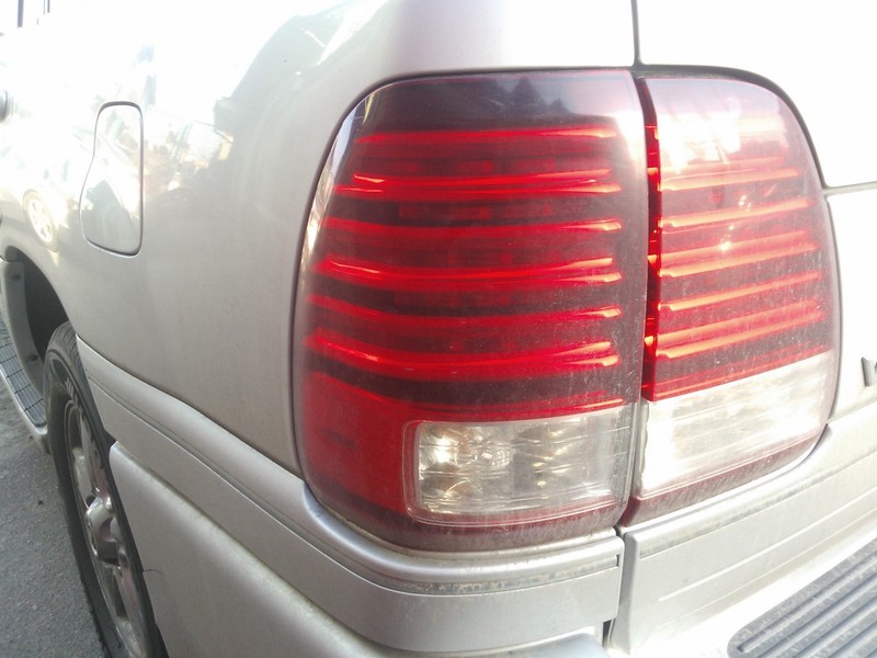 Фонарь крыла заднего правого Lexus LX  2005 3.0 Бензин 
