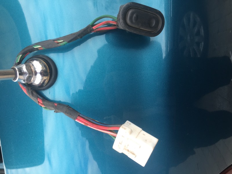 Кнопка електростеклоподьемника Mazda 626  1991 хэтчбек 2.0 Бензин Одесса