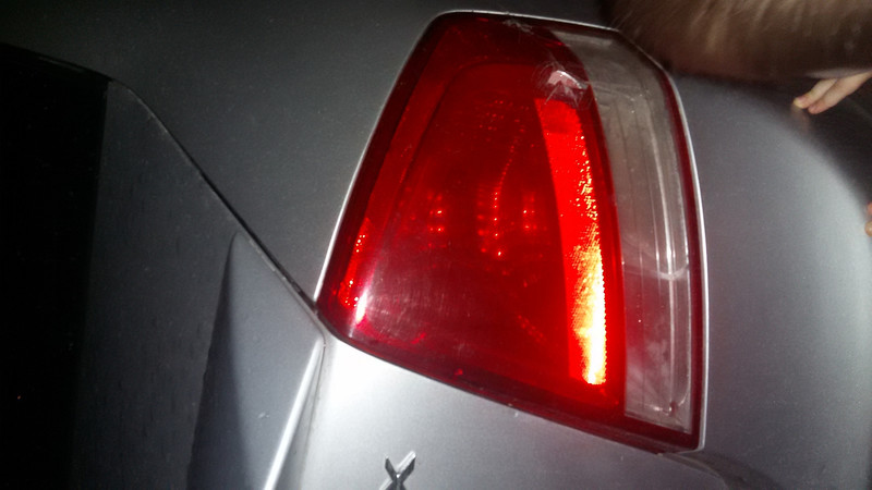 Правий задній ліхтар Kia Cerato  2007 1.6 Бензин 