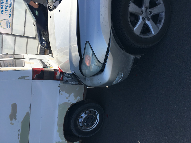 Бампер передний Lexus RX 2005 г.  3.3 л бензин Тернополь