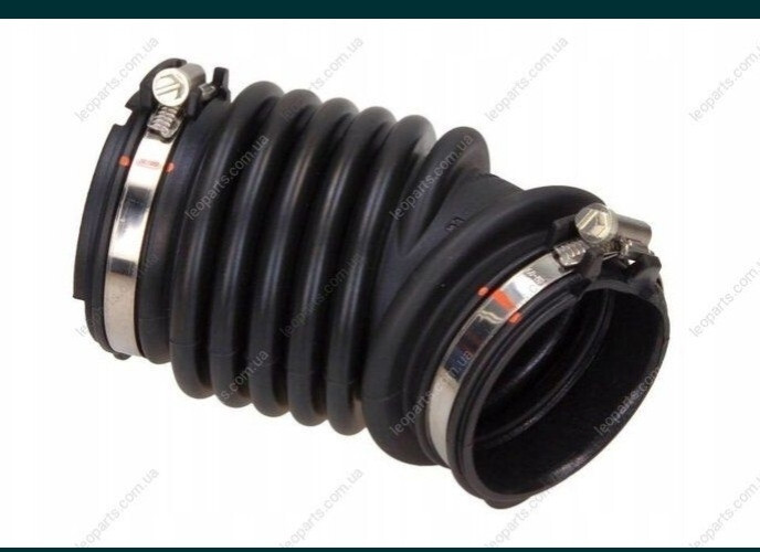 Патрубок повітряного фільтра Ford Focus 2  2007 хэтчбек 18.0 Бензин 