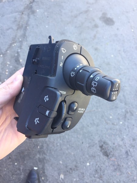 Переключатель подрулевой Renault Kangoo универсал 2012 г.  1.5 л дизель Днепропетровск