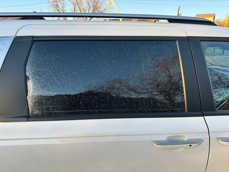 Скло бічне Kia Carnival  2021 