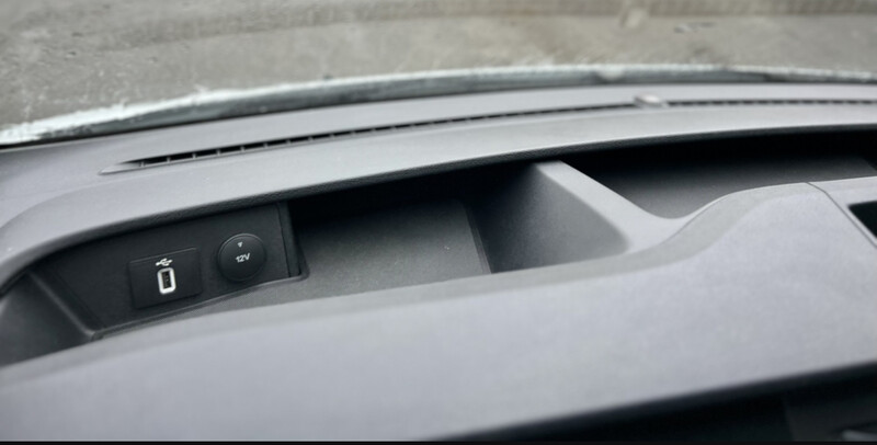 Коврик панели приборов Ford Transit Custom універсал 2020 р.  2.0 л дизель Київ