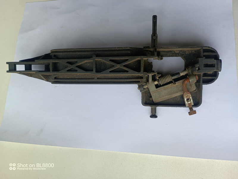 Ручка двери задней левой Ford Fiesta 2002 г.  Миргород