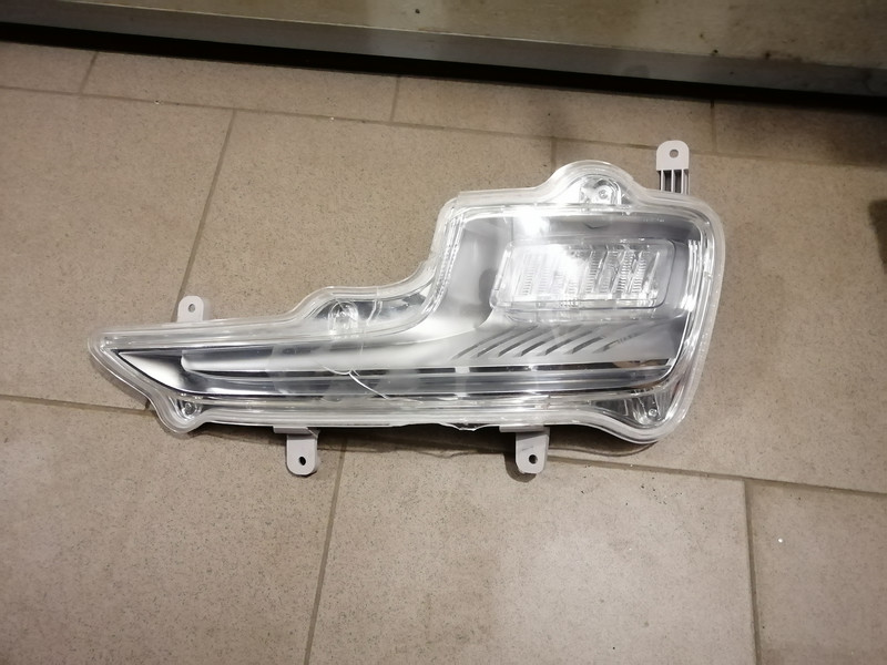 Стекло указателя поворота левое Chevrolet Volt  2015 хэтчбек 1.4 Гибрид Бровары