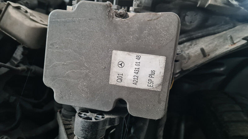 Блок ABS A2124310148   Mercedes E-Class