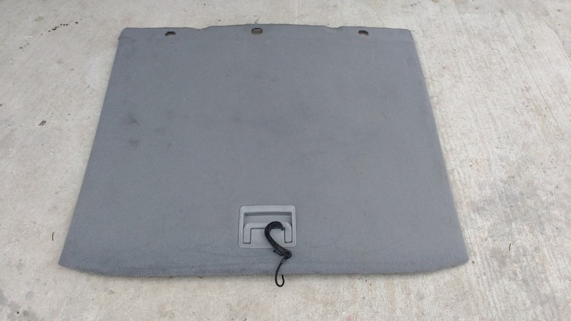 Полка багажника Kia Sorento  2005 2.5 Дизель Черновцы