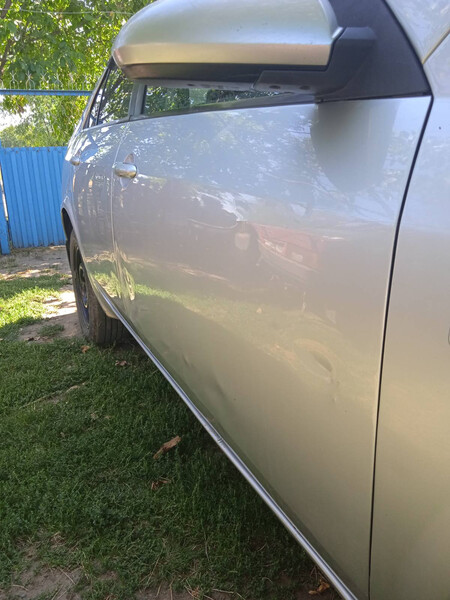 Правая передняя дверь и правая задняя дверь ниссан р12 серая Nissan Primera P12  2005 1.6 Бензин Одесса