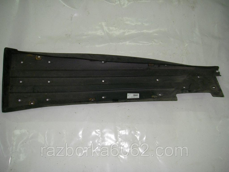 Защита днища правая Lexus RX 350 2007 3.5 Бензин 